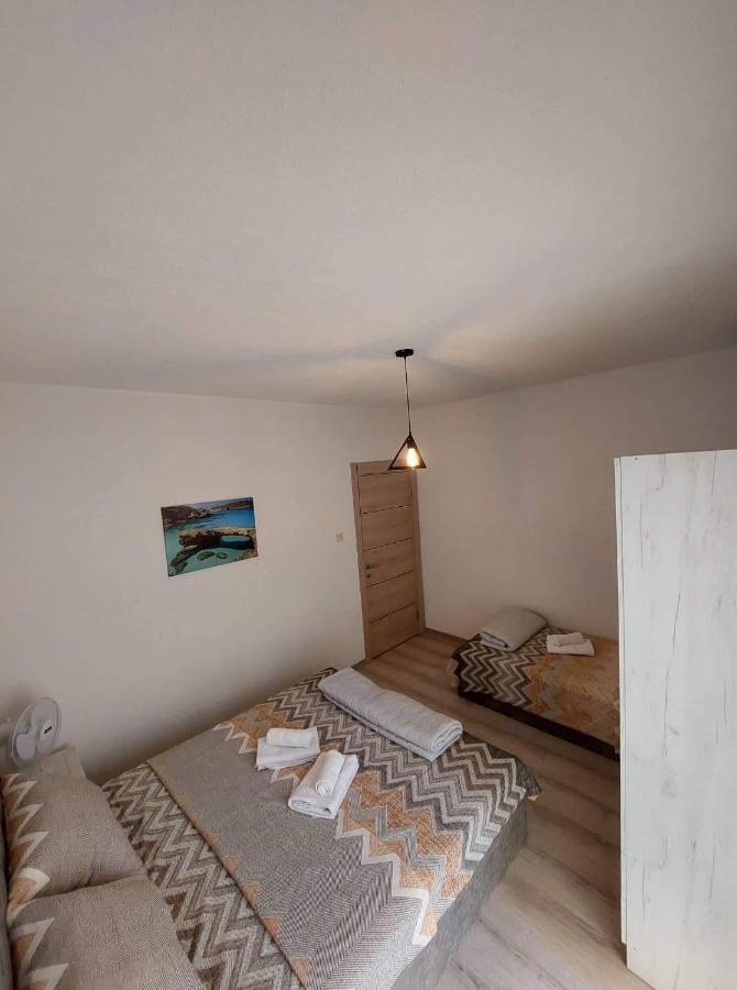 Sky Apartment 1 Сейнт Полс Бей Екстериор снимка